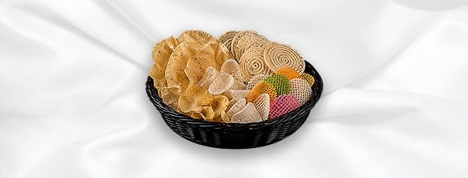 Papadum and Vadiyam Basket — Assortment of plain papadum pieces and vadiyams served with dips, GB Canteen Basingstoke