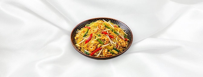 Singapore Fried Noodles — Fried vermicelli infused with curry spices, beansprouts, mixed peppers & egg, GB Canteen Orpington 