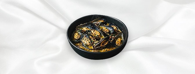 Pan Fried Mussels — Mussels With White Wine, Garlic, Herbs And Chef Sauce, GB Canteen Hitchin