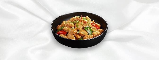 Kratiem Chicken — Stir-fried curry with peppers, chilli, garlic & spring onion, GB Canteen Swanley Thai